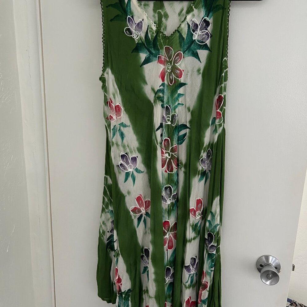 Green Floral Sundress, Below Knee Size Large NEW  j1 - Picture 4 of 4